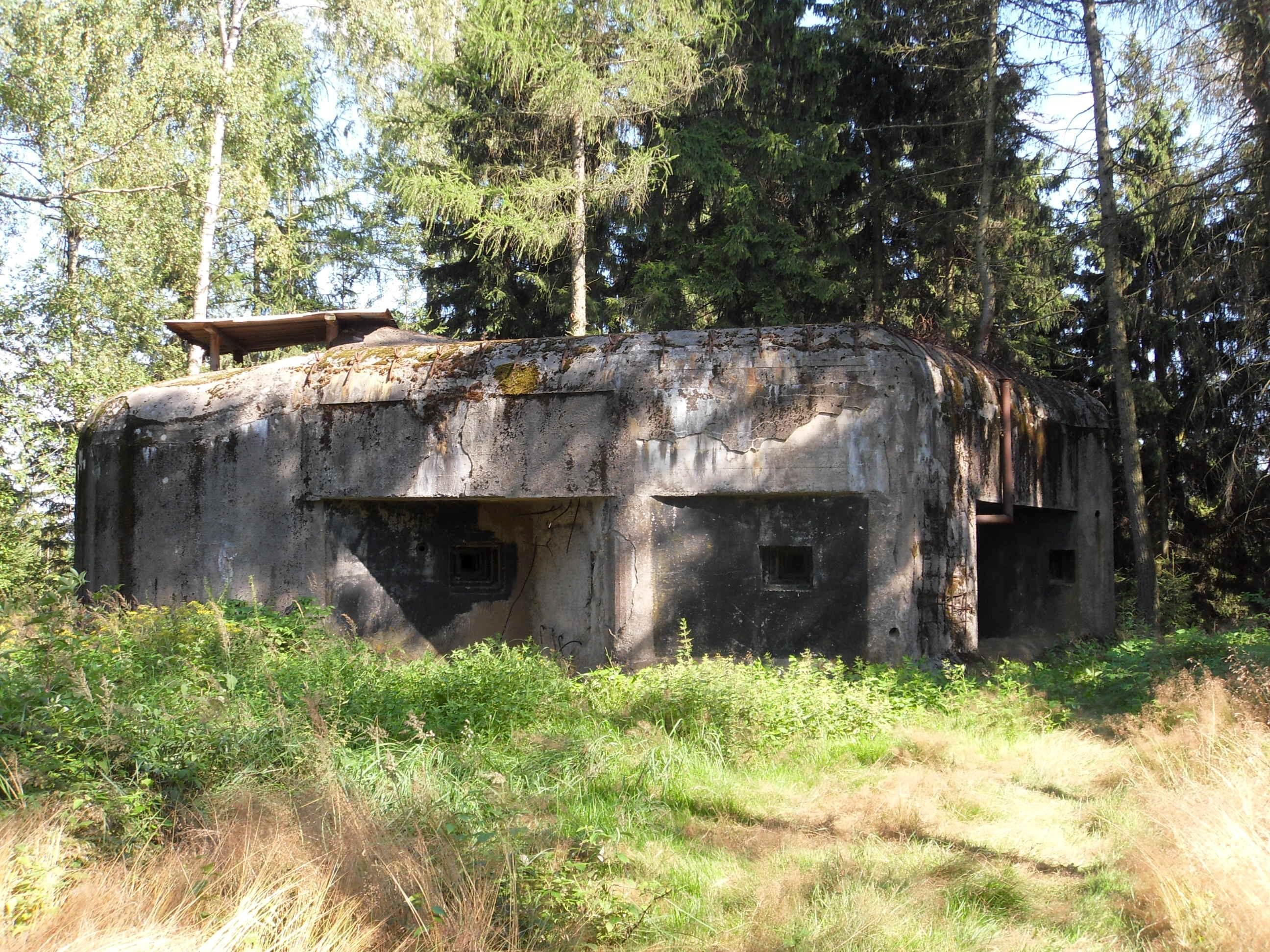 T-S 28 Nad pramenem