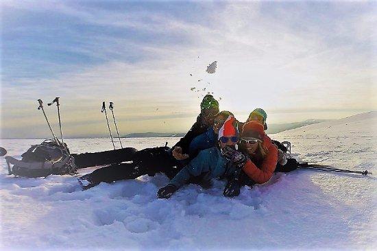 SnowMonkey Ski & Snb School & Rental